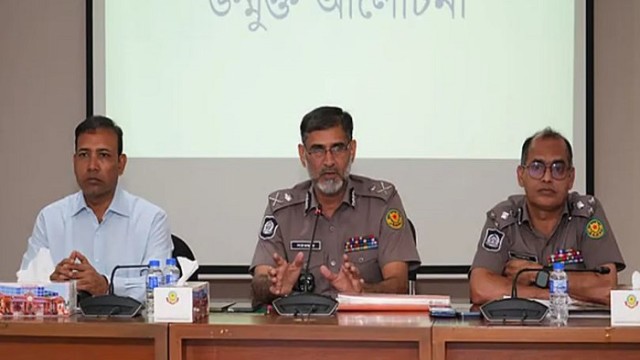 ঈদ ঘিরে যে নির্দেশনা ডিএমপি কমিশনারের