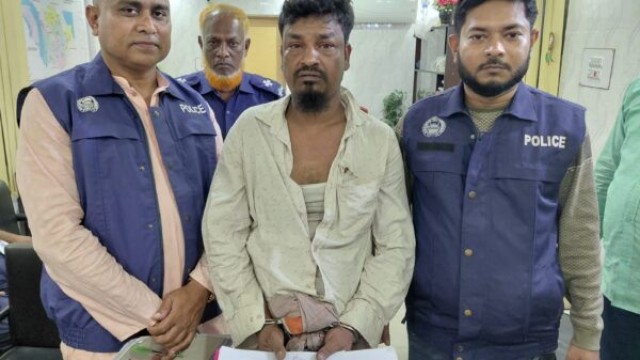 বোরহানউদ্দিনে মাদকসহ কাচিয়ার মাদক বিক্রেতা সিরাজ আটক