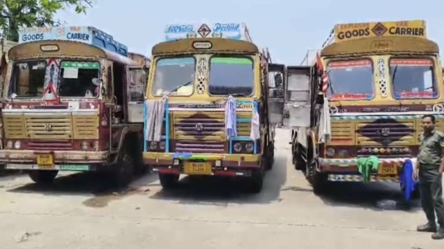 ভারত থেকে তিন ট্রাকে বিস্ফোরক আমদানি, বেনাপোলে কঠোর নিরাপত্তা