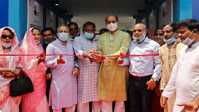উত্তরা ফ্রেন্ডস ক্লাব মাঠে ‘রাজনীতির মহাকবি’ শীর্ষক প্রদর্শনী উদ্বোধন