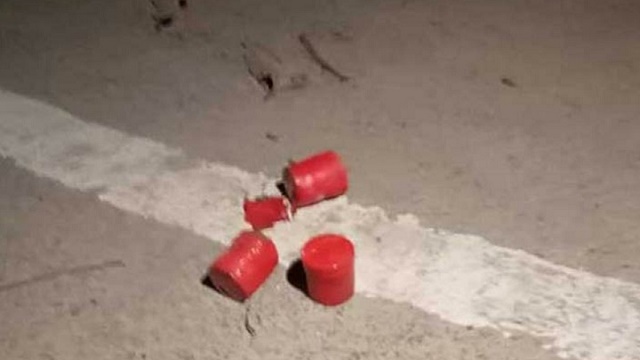 সেতুমন্ত্রীর বোনের বাসায় ককটেল হামলা
