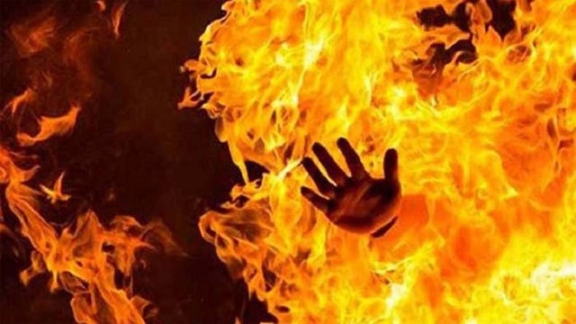 বনানীর ১৪ তলা শের টাওয়ারে আগুন