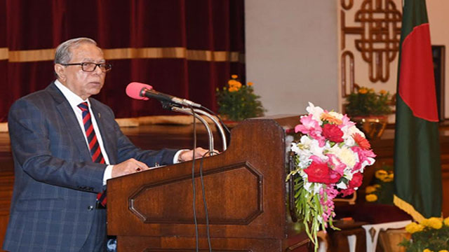 আন্তরিকতা ও নিষ্ঠার সঙ্গে কাজ করার জন্য পুলিশ বাহিনীর প্রতি নির্দেশ রাষ্ট্রপতির